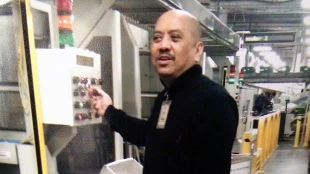 Oakland California - Samuel Macasieb, operating a letter sorting machine