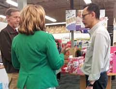 Union Delivers the Message  At Bay Area Staples Stores's image