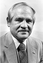 Bucky Walter's image