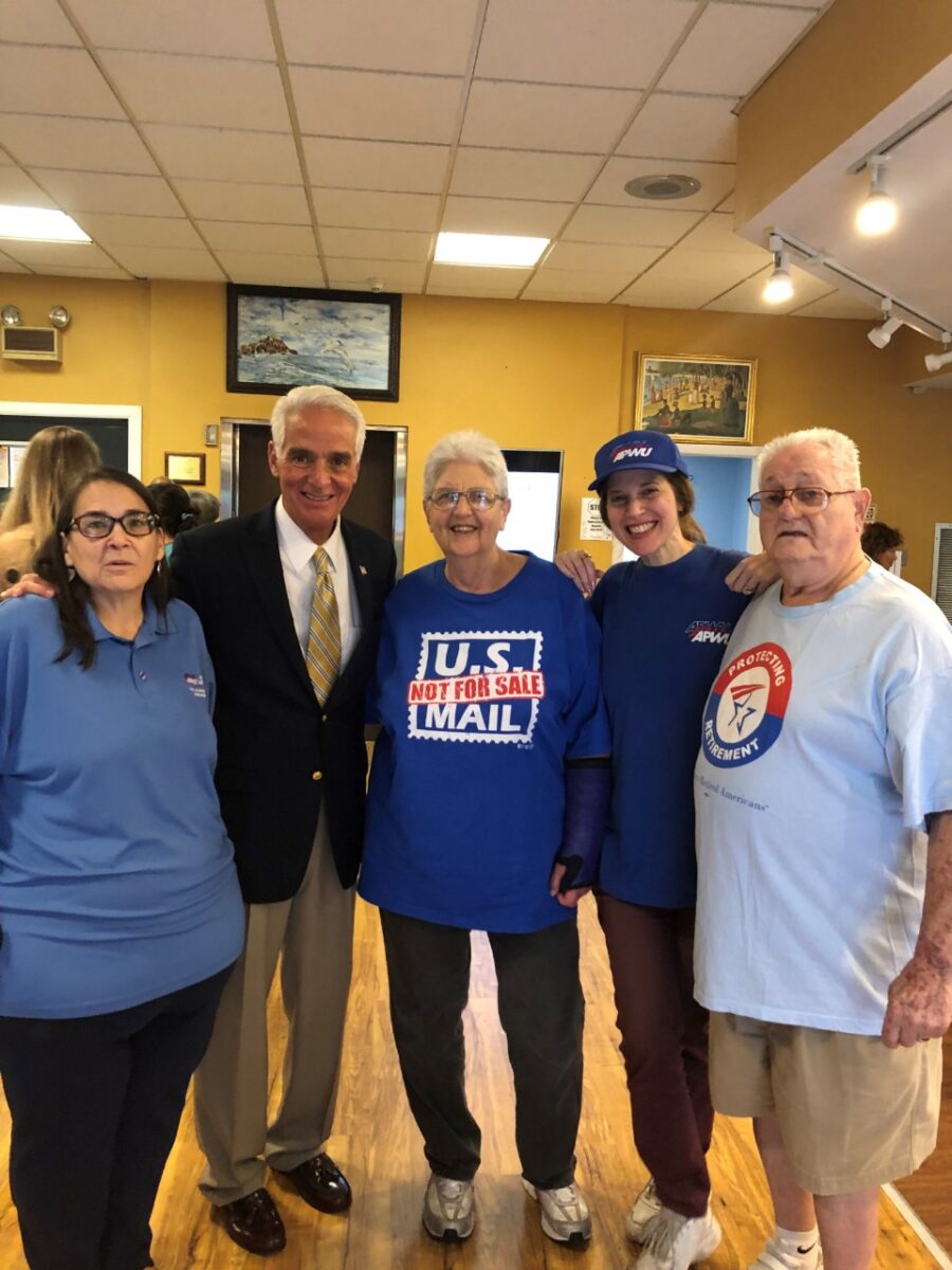 Tampa Area Retiree Chapter Members Meet with Congressman Charlie Crist's image