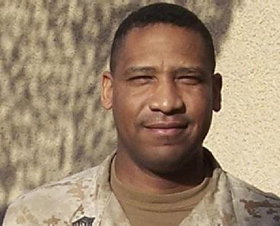 APWU Member Killed in Combat in Iraq's image