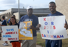 Protestors Rally to Save Distribution Centers's image