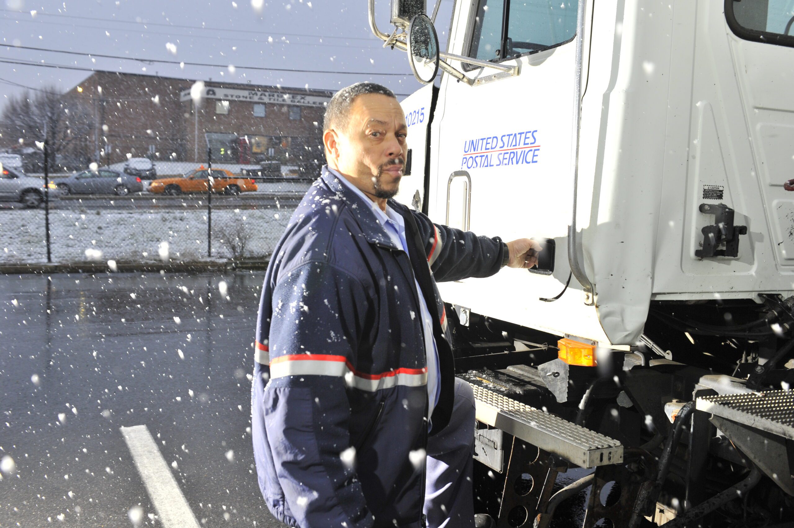 Send Postal Workers a holiday message during the 2024 Peak Season!'s image